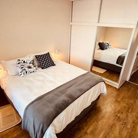 Nautilus 2 Bedroom Self-Catering Apartment Swakopmund Buitenkant foto