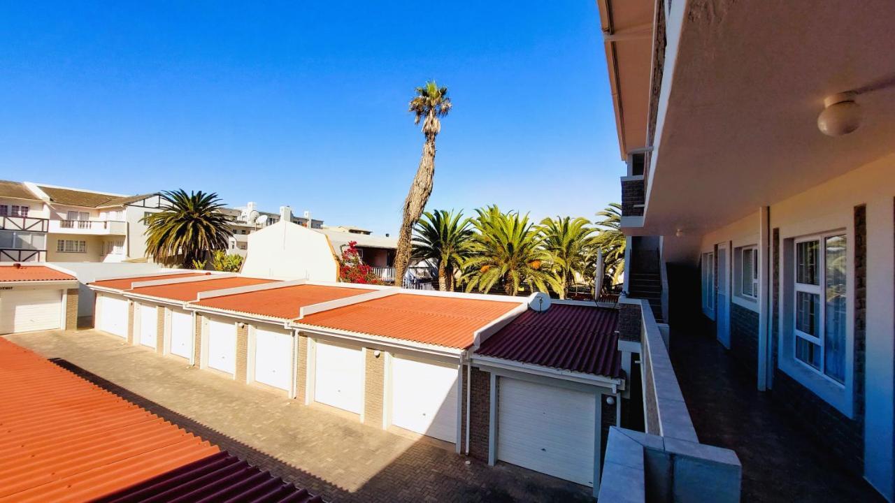 Nautilus 2 Bedroom Self-Catering Apartment Swakopmund Buitenkant foto